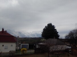 Súr