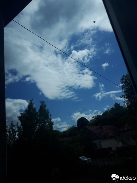 Észlelési fényképek