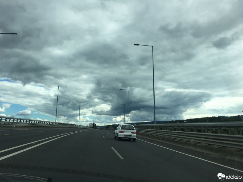 Észlelési fényképek