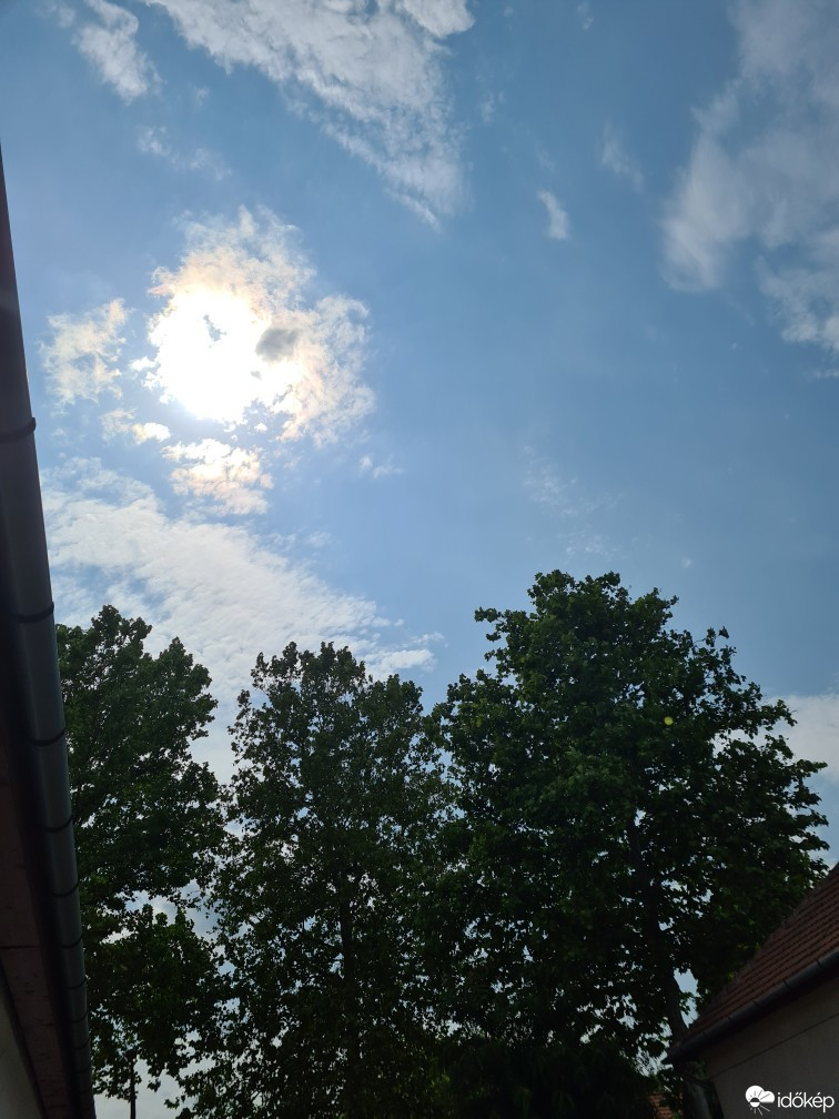 Észlelési fényképek