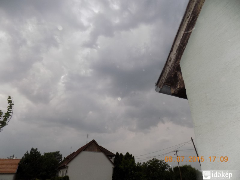 Észlelési fényképek