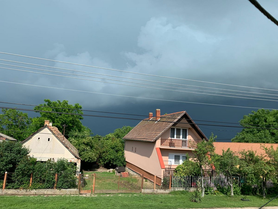 Észlelési fényképek