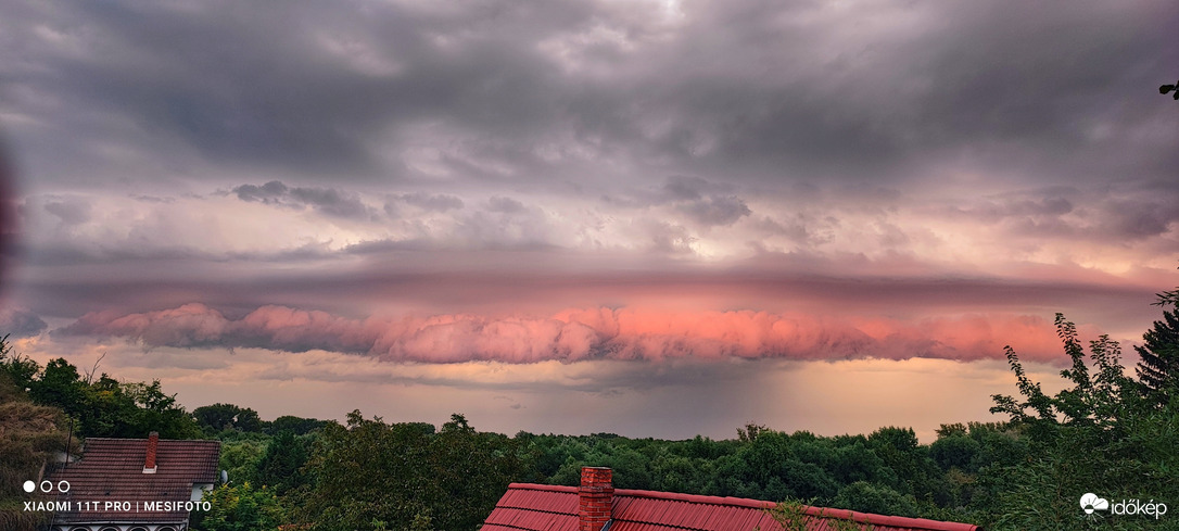 Így érkezett a vihar 