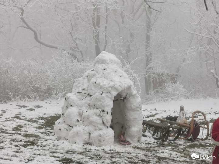 Iglu Visegrádon