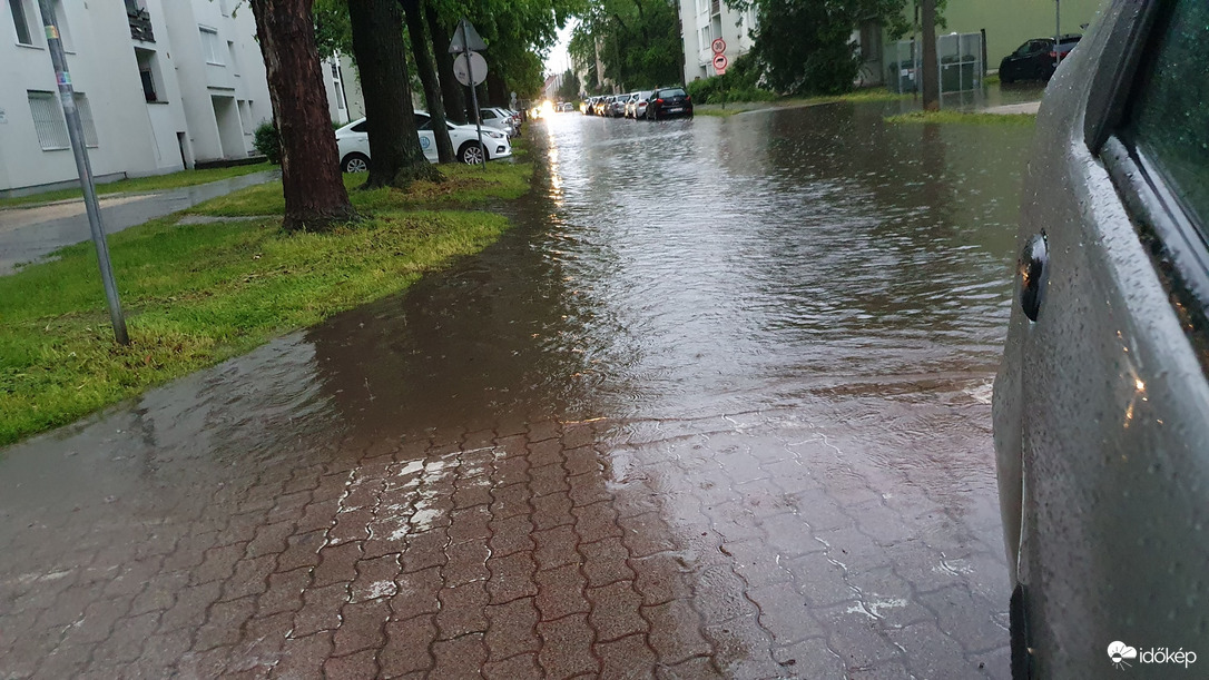 Elöntötte a víz Tatabányát