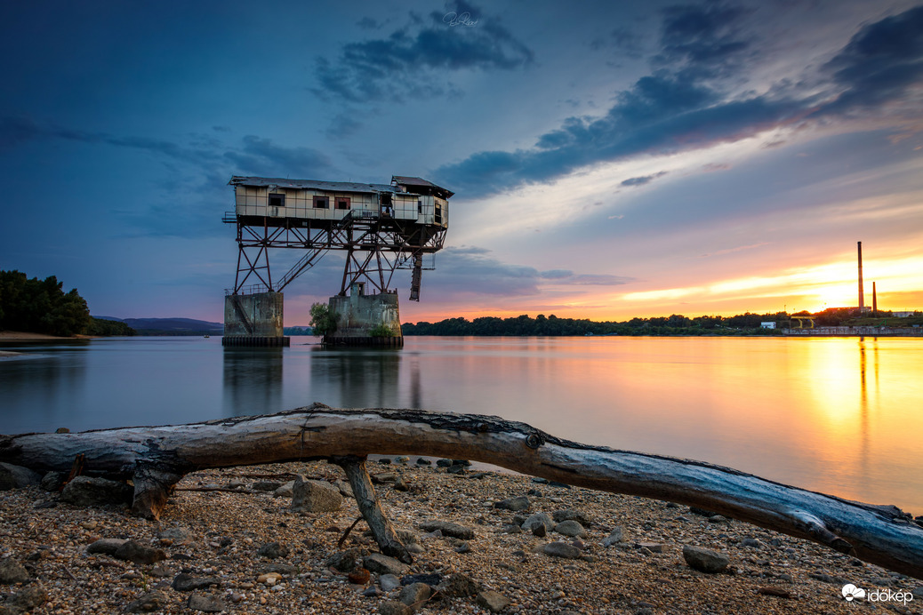 Esztergomi szénrakodó