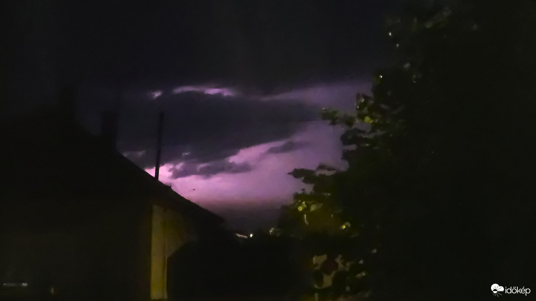 Észlelési fényképek