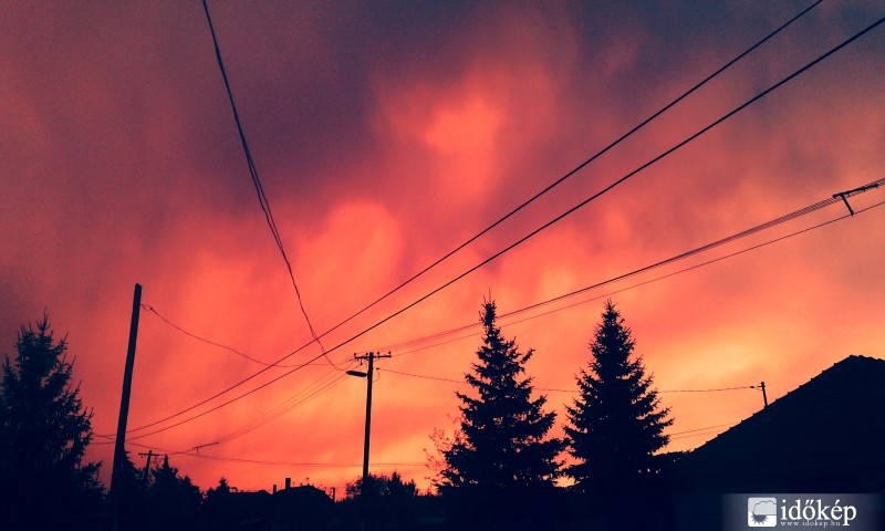 Gyönyörű naplemente csak úgy