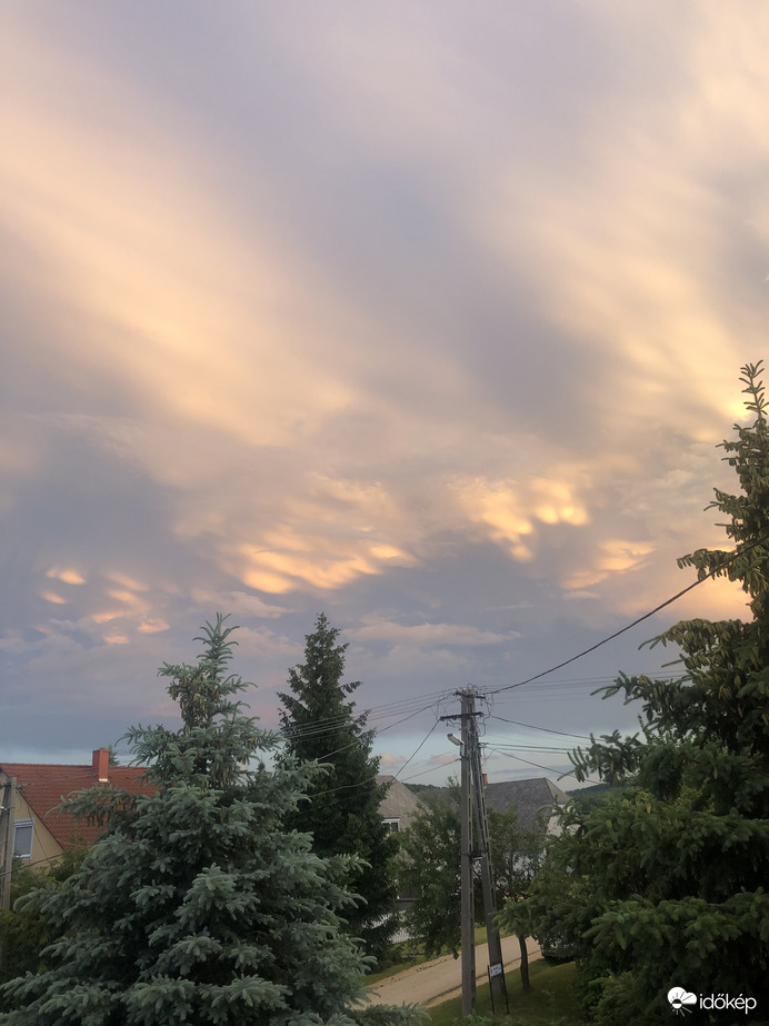 Észlelési fényképek