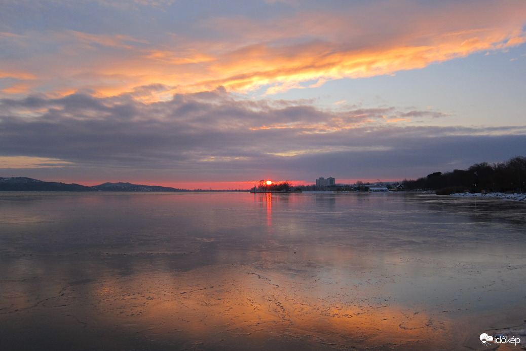 Balatonfüredi felhővarázs égen-jégen