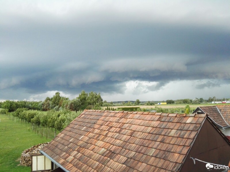 Észlelési fényképek