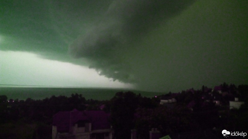 Észlelési fényképek