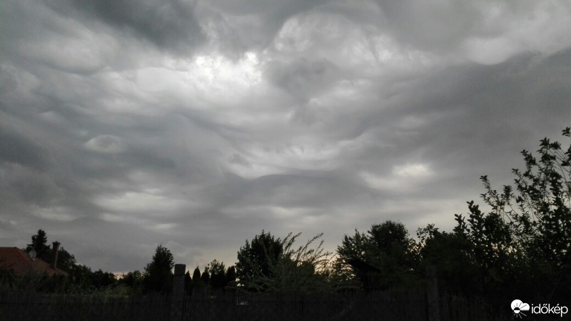 Észlelési fényképek