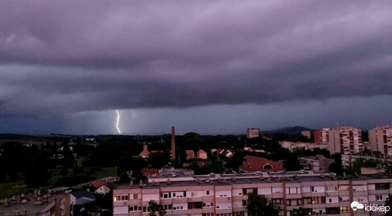 Észlelési fényképek