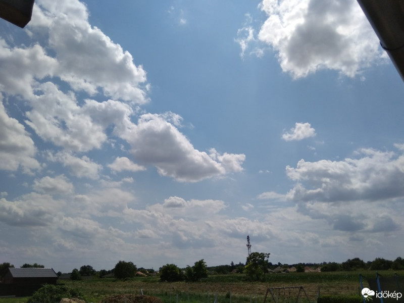 Észlelési fényképek