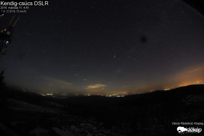 Hajnali Meteorit!