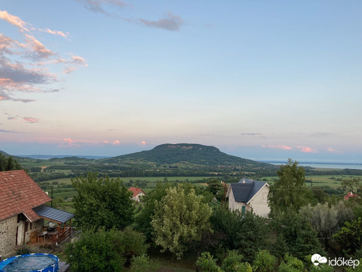 Észlelési fényképek