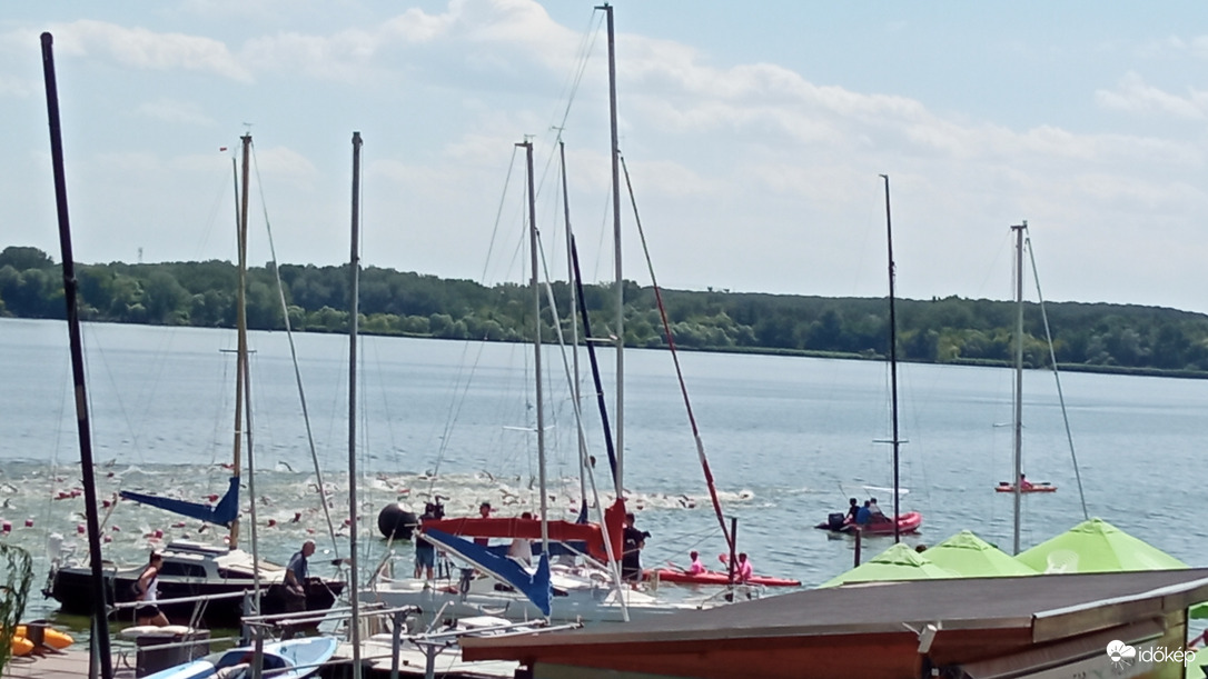 Úszók az Öreg tóban :)