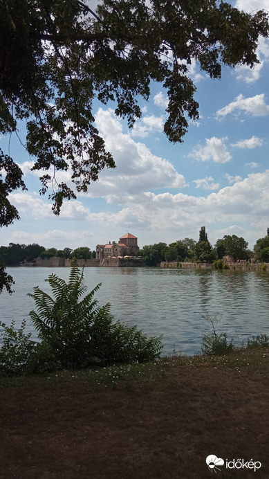 Látkép változatok a Tatai várról :)