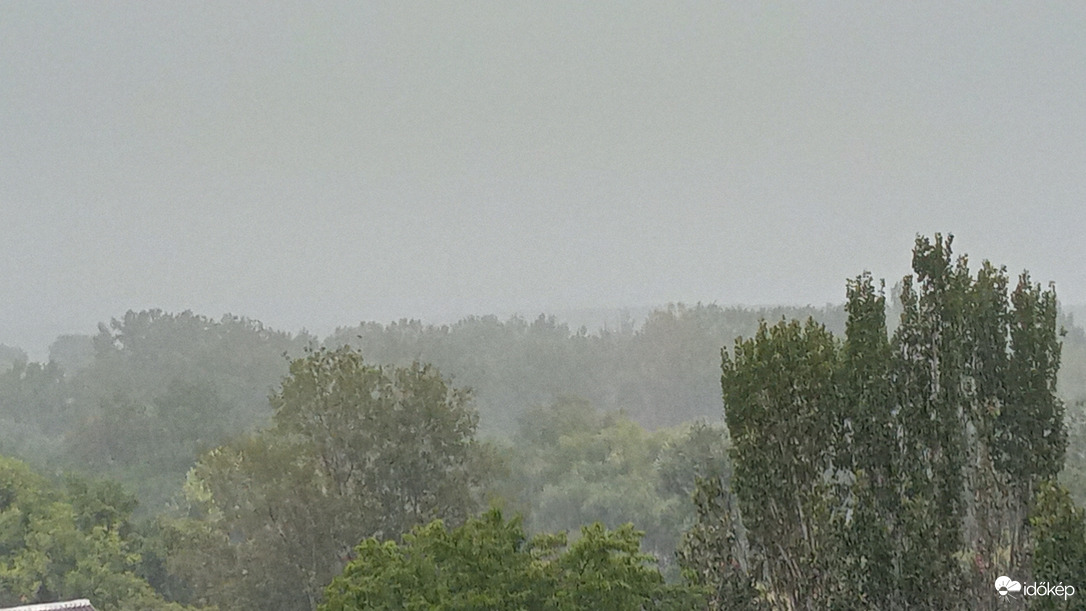 Végre ömlik az eső ☺️