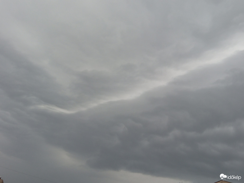 Percről percre változik 