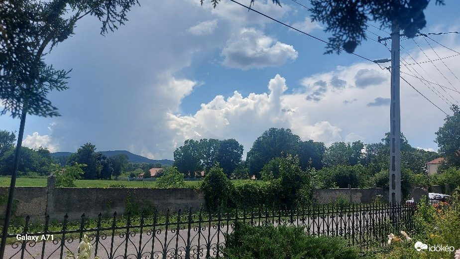 Észlelési fényképek