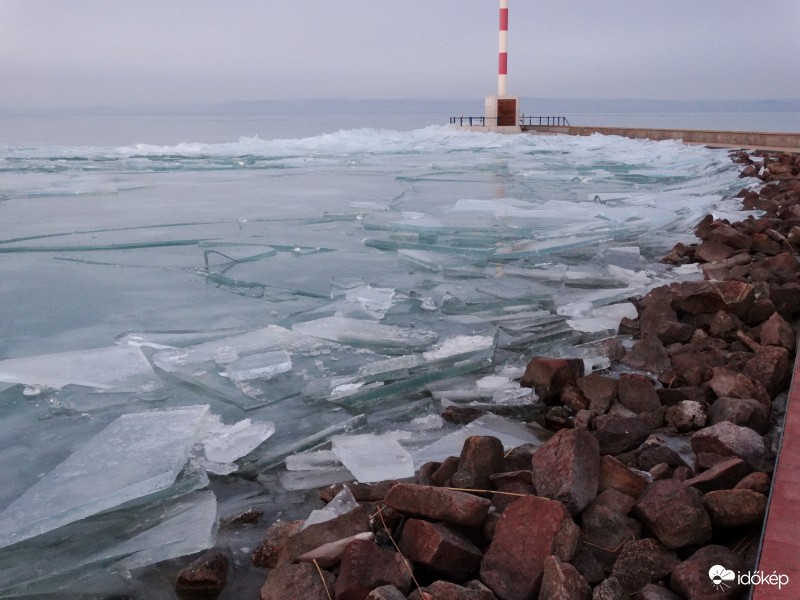 Siófok-Torlódó Jég-20170104-1