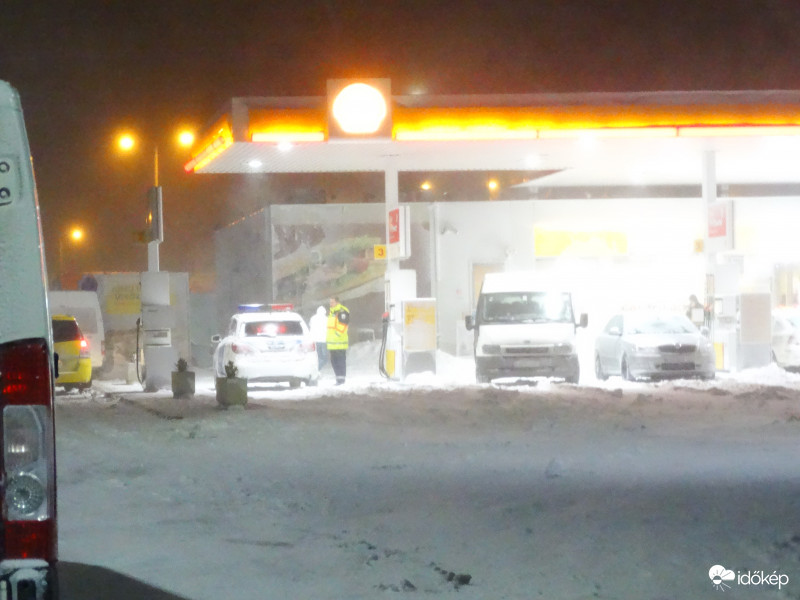 Lezárták az M3-as autópályát