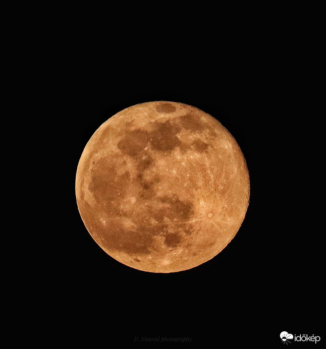 Kb. 1 órát vártam, de szerintem megérte ☺️. Mai telihold ☺️