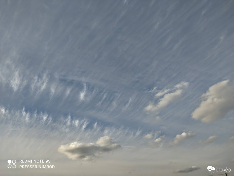 Cirrusokban gazdag délután :)