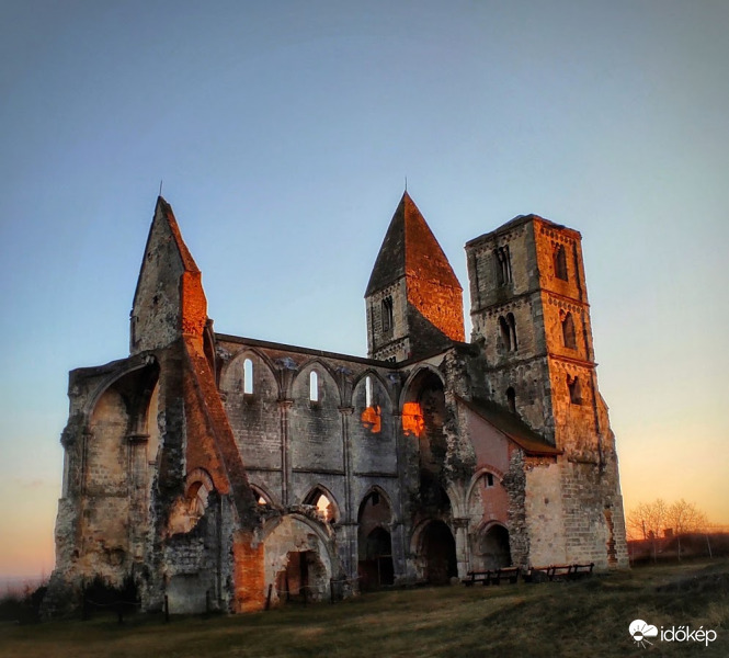 Romtemplom a lemenő nap fényében :)