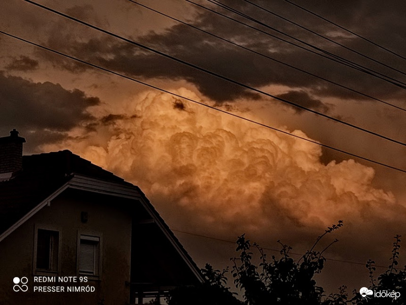 Csokoládés tejszínhab