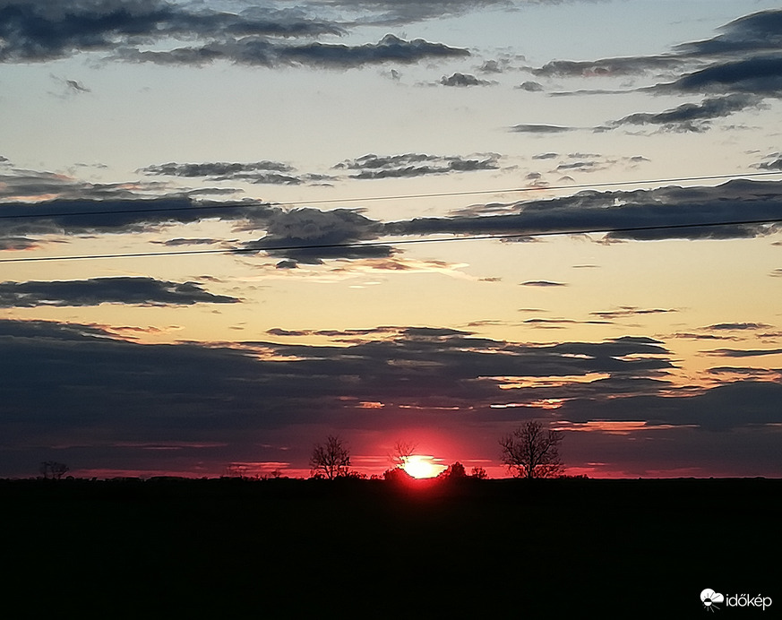 Lemenő nap (Huawei) 