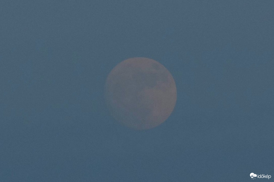 Alakul a telihold... 1