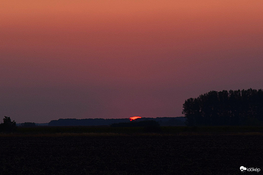 Mindjárt lemegy a nap...