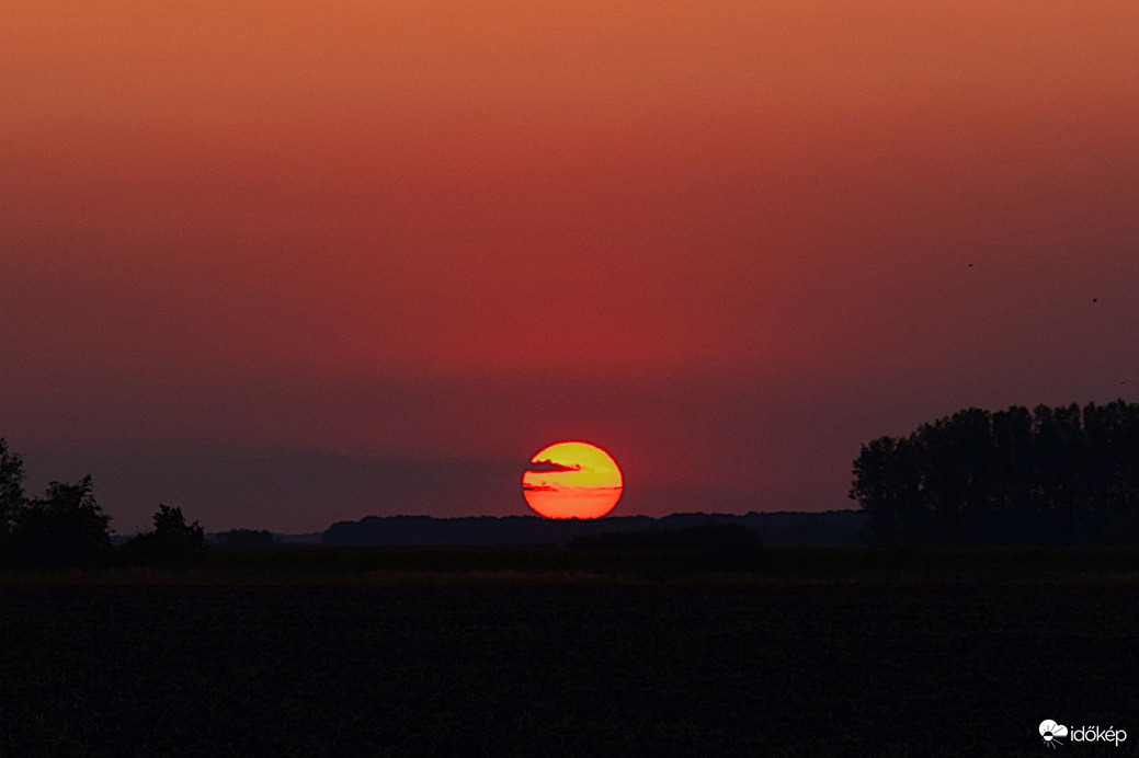 Lemenő nap 