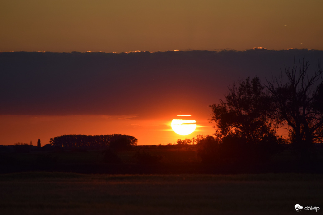 Mai naplemente Dévaványán 1
