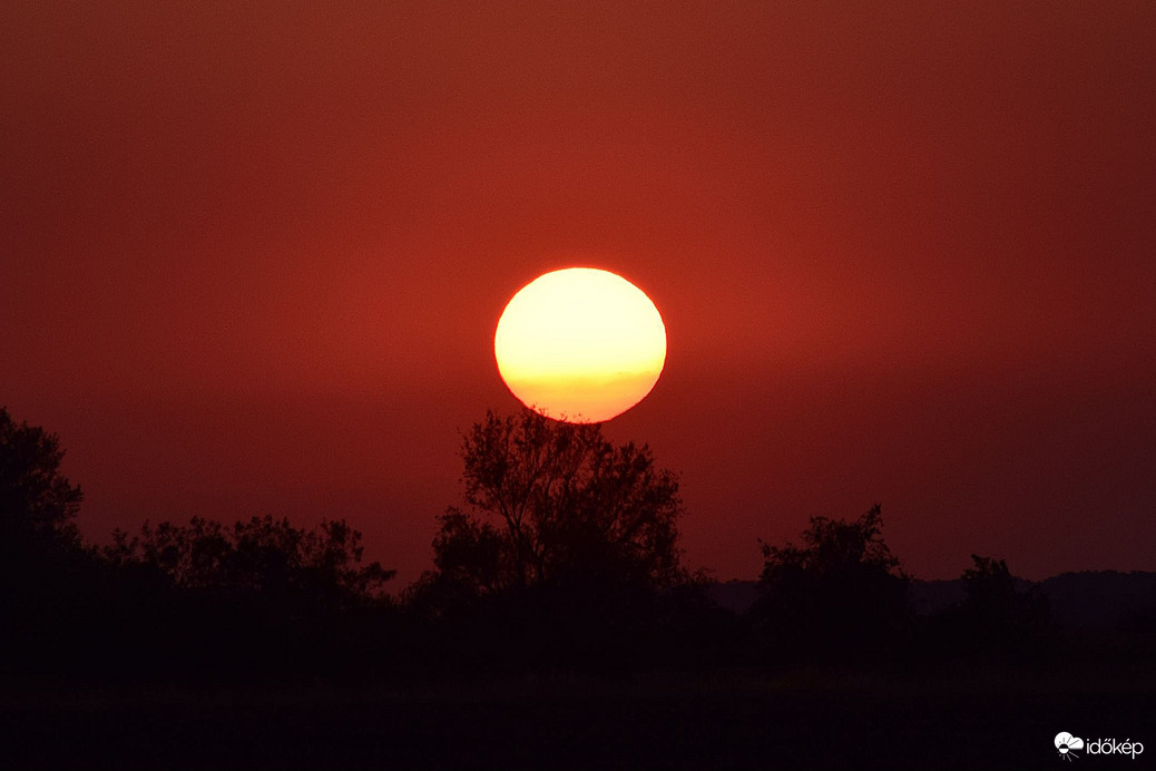 Lemenő nap 