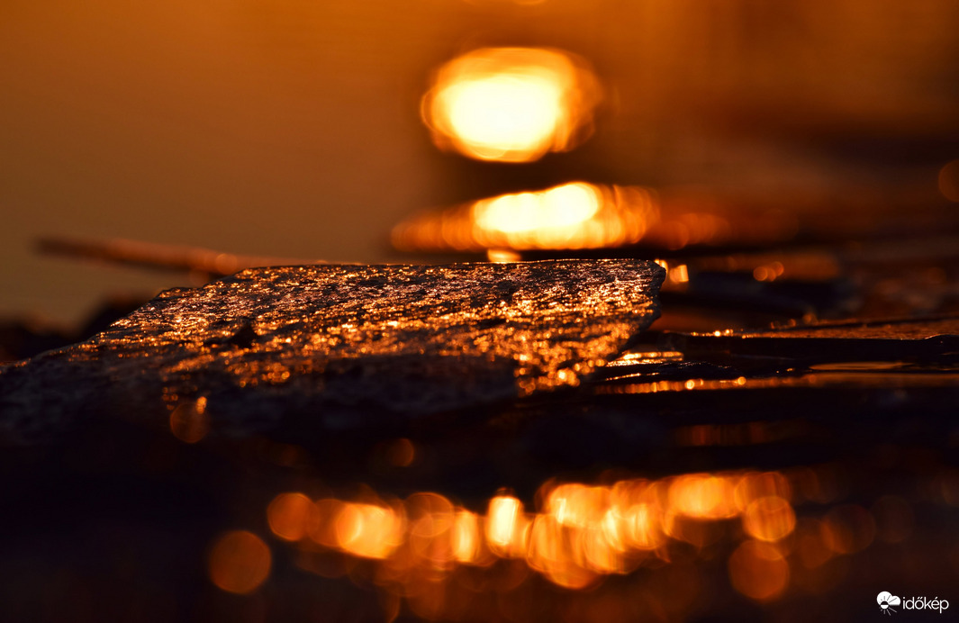 Jégtáblás naplemente, Dévaványa.  :-)