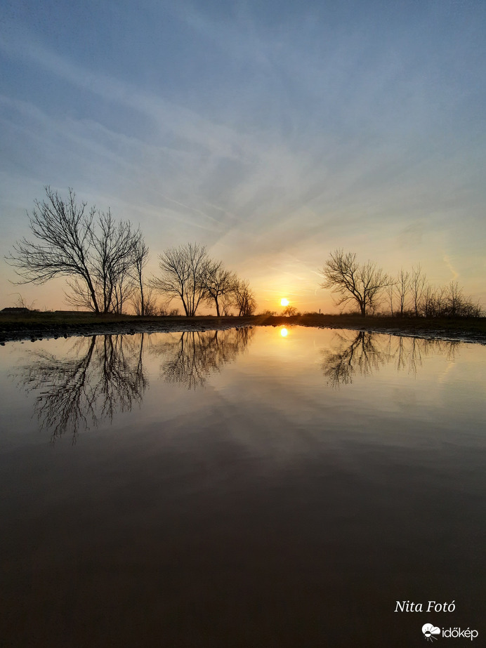 Naplemente tükörkép 1