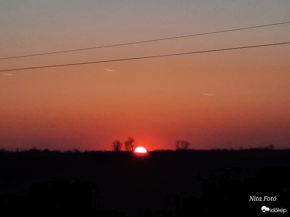 A lemenő nap (még mindig a kedvenc témám)...