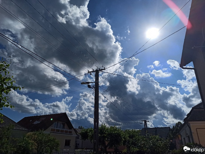 Észlelési fényképek