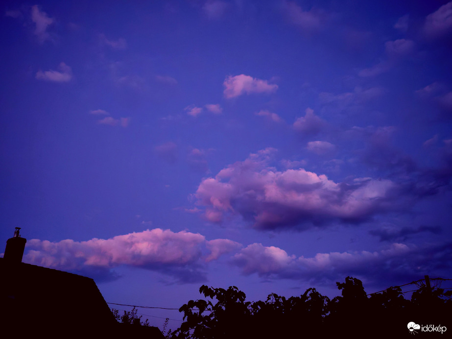 Tegnap esti felhők