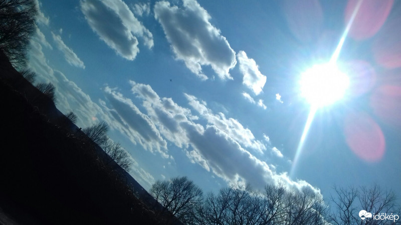 Észlelési fényképek