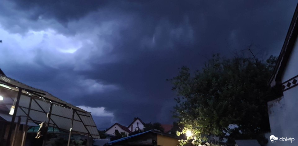 Észlelési fényképek