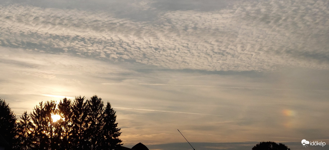 Jobboldali melléknap Semjénházáról
