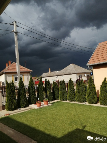 Észlelési fényképek