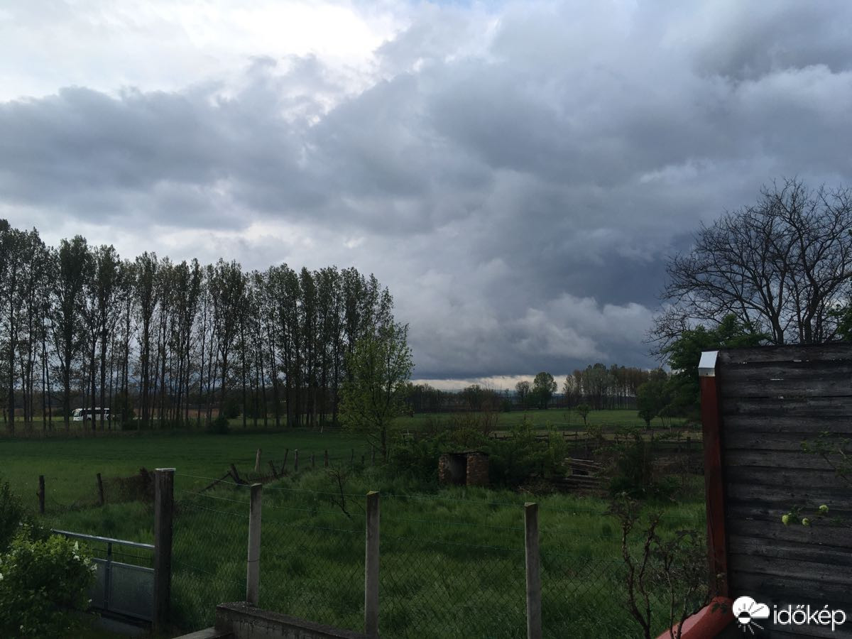 Észlelési fényképek