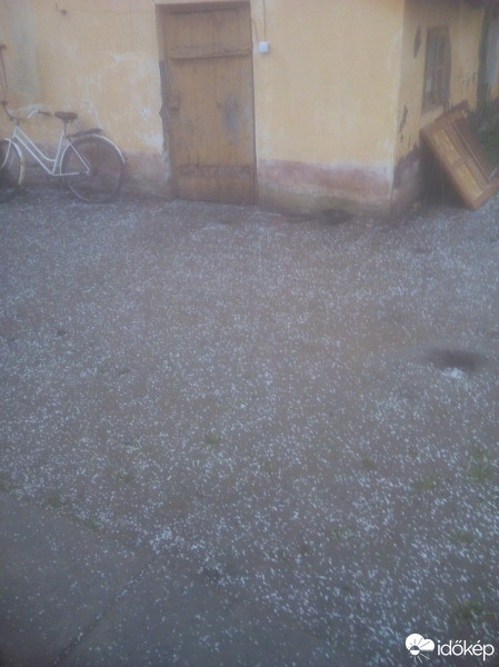 Észlelési fényképek