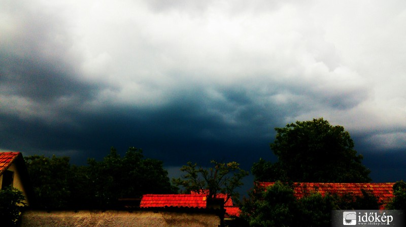 Észlelési fényképek